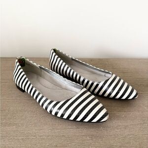 Aerosoles Hey Girl Pointed Toe Ballet Flat in Black & White Stripe Size 9.5